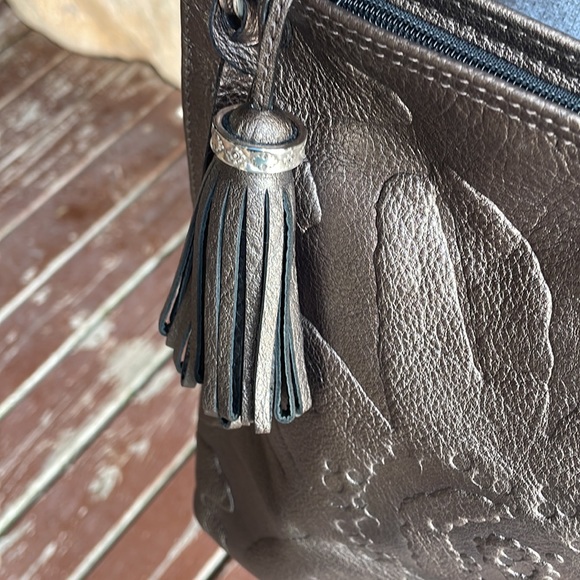 EUC Brighton Pewter Pebbled Leather Flower Embossed Tote Bag style E707481 - Picture 12 of 12